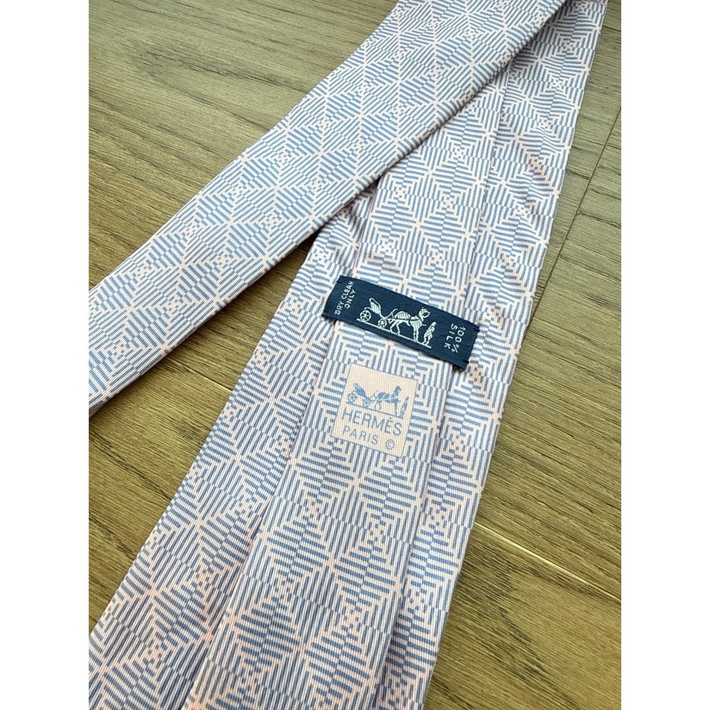 Hermes Mens Silk Geometric Optical Square Necktie Pink Blue 5040 PA France